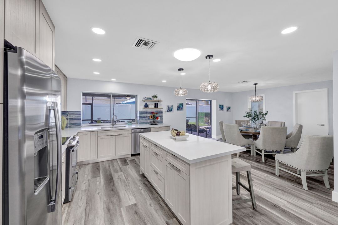 318 Castaways St, Marco Island, FL 34145