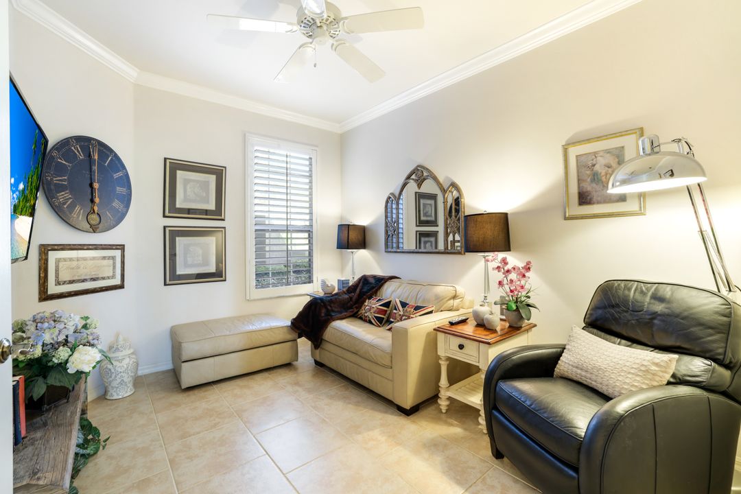 8575 Danbury Blvd #103, Naples, FL 34120