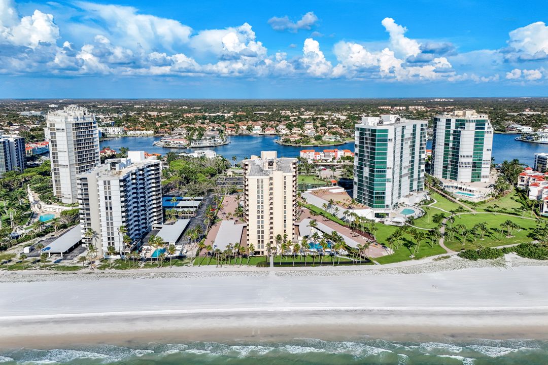 4001 Gulf Shore Blvd N #902, Naples, FL 34103