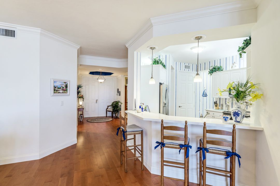 410 Flagship Dr #504, Naples, FL 34108