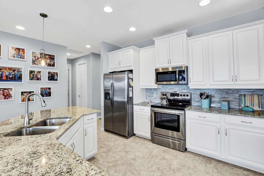 26213 Palace Ln #201, Bonita Springs, FL 34135