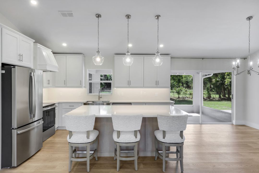 3060 70th St SW, Naples, FL 34105