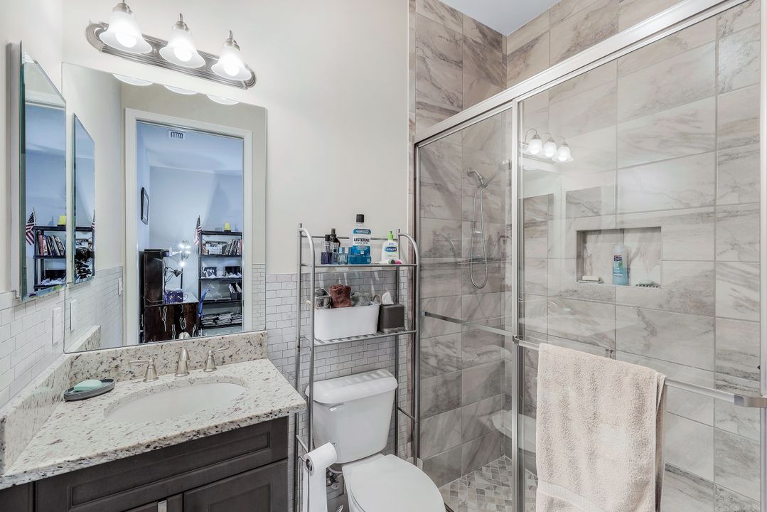 4679 Azalea Dr, Naples, FL 34119