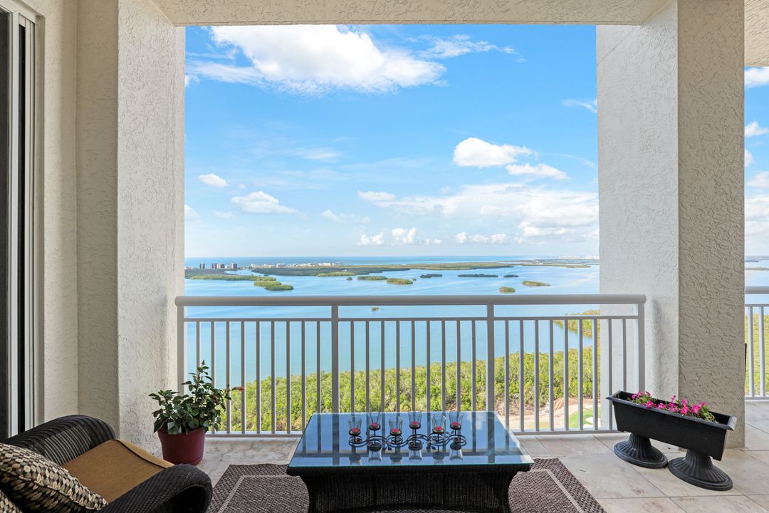 4951 Bonita Bay Blvd #PH203, Bonita Springs, FL 34134