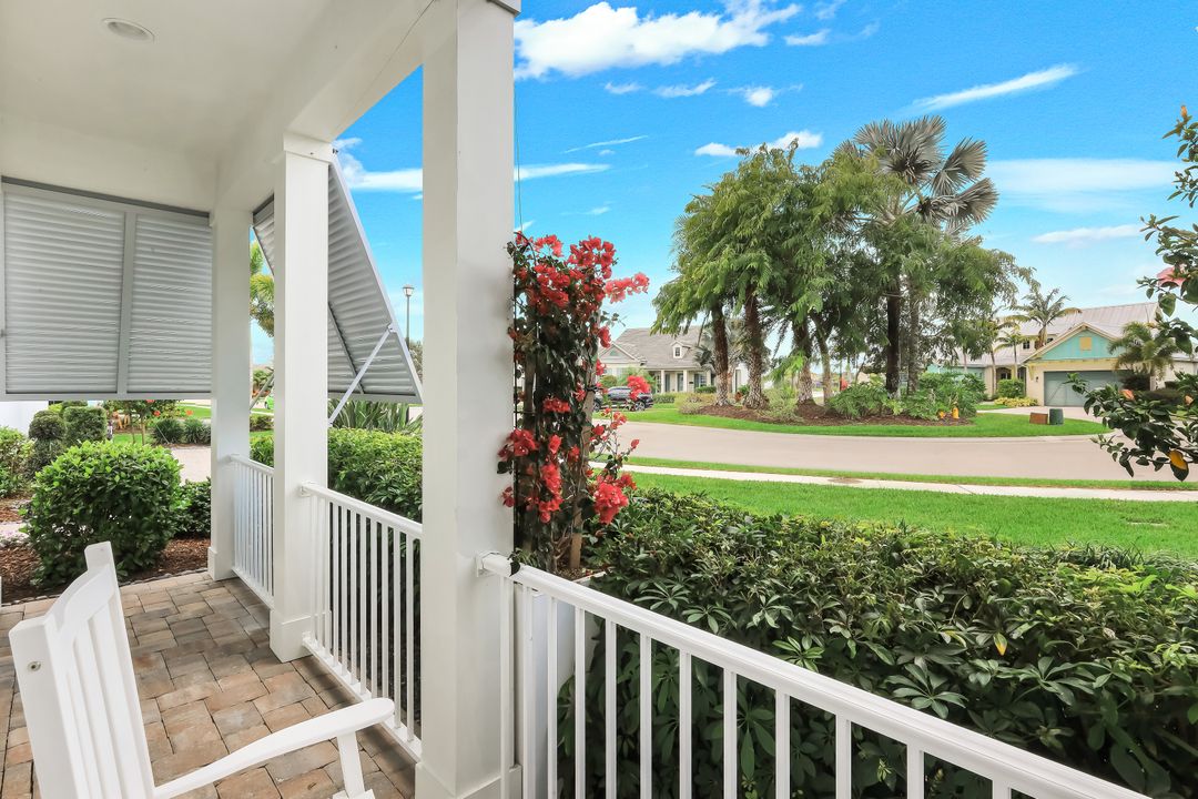 14574 Regatta Ln, Naples, FL 34114