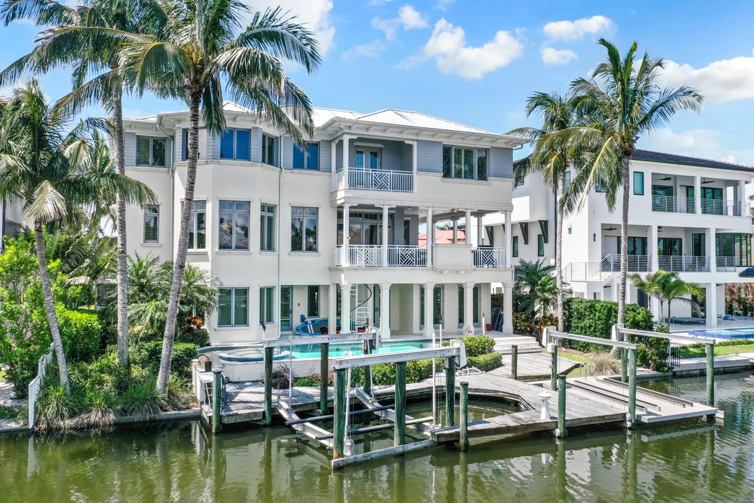 169 Conners Ave, Naples, FL 34108