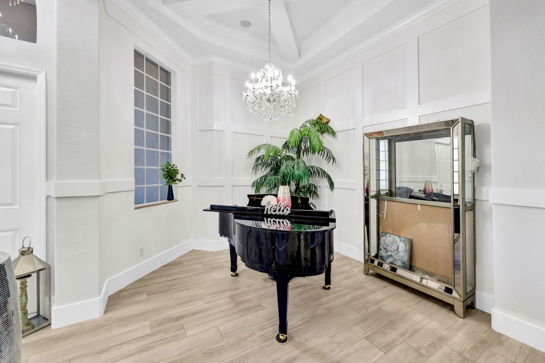 8910 Paseo De Valencia St, Fort Myers, FL 33908