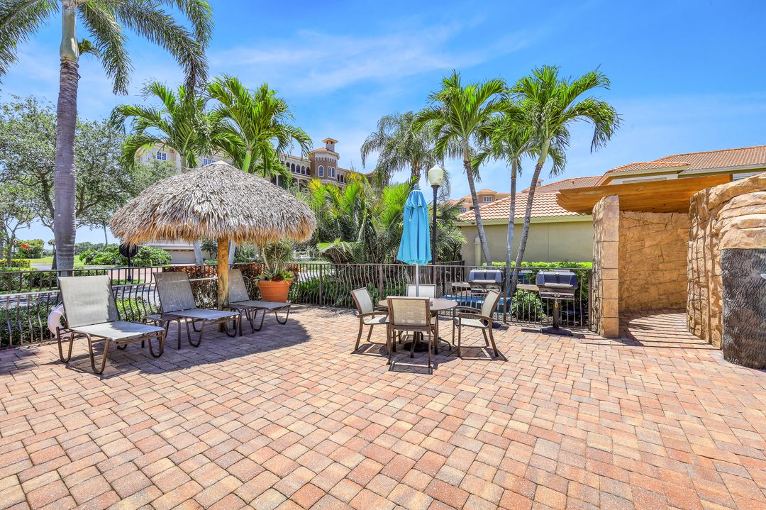 604 El Camino Real #101, Naples, FL 34119