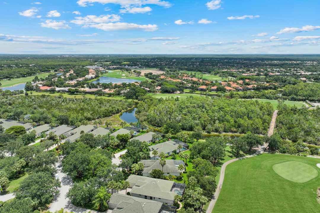 23151 Foxberry Ln, Bonita Springs, FL 34135