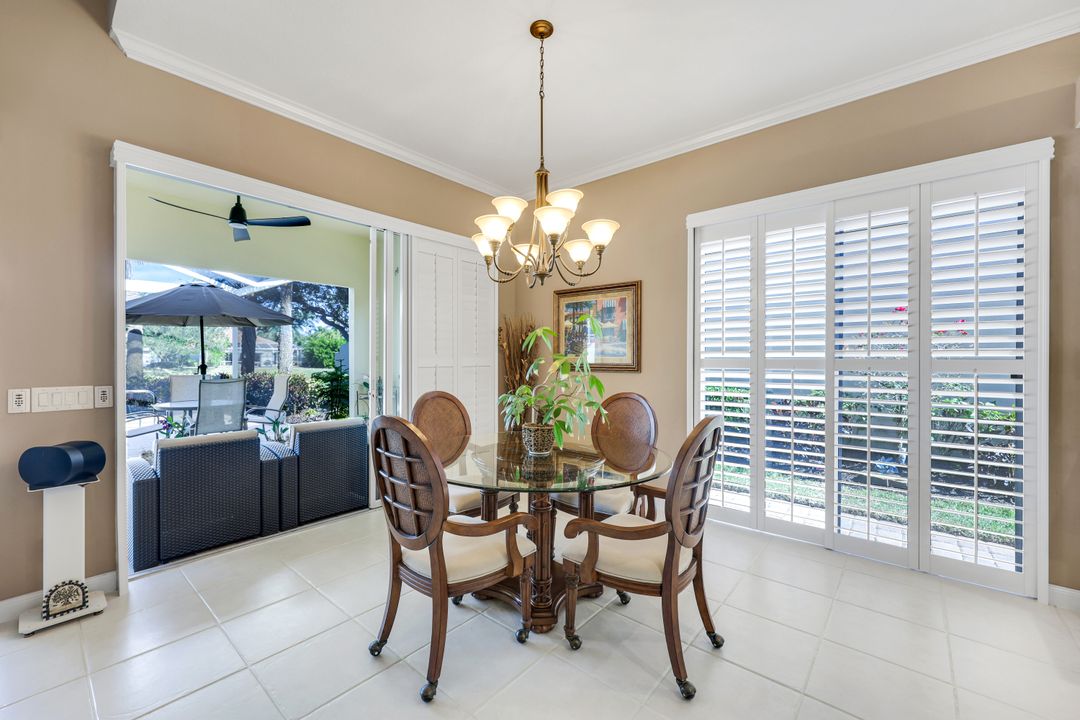 5291 Hawkesbury Way, Naples, FL 34119