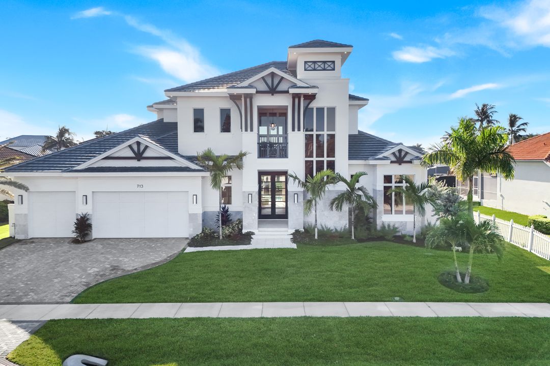 713 Nautilus Ct, Marco Island, FL 34145
