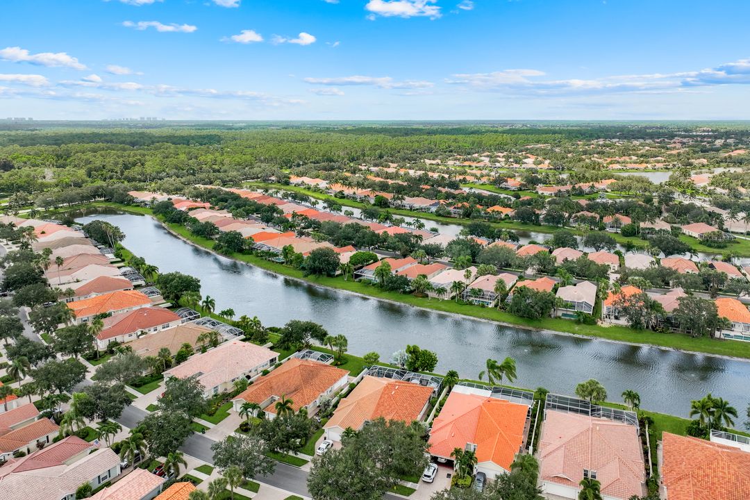 5425 Guadeloupe Way, Naples, FL 34119