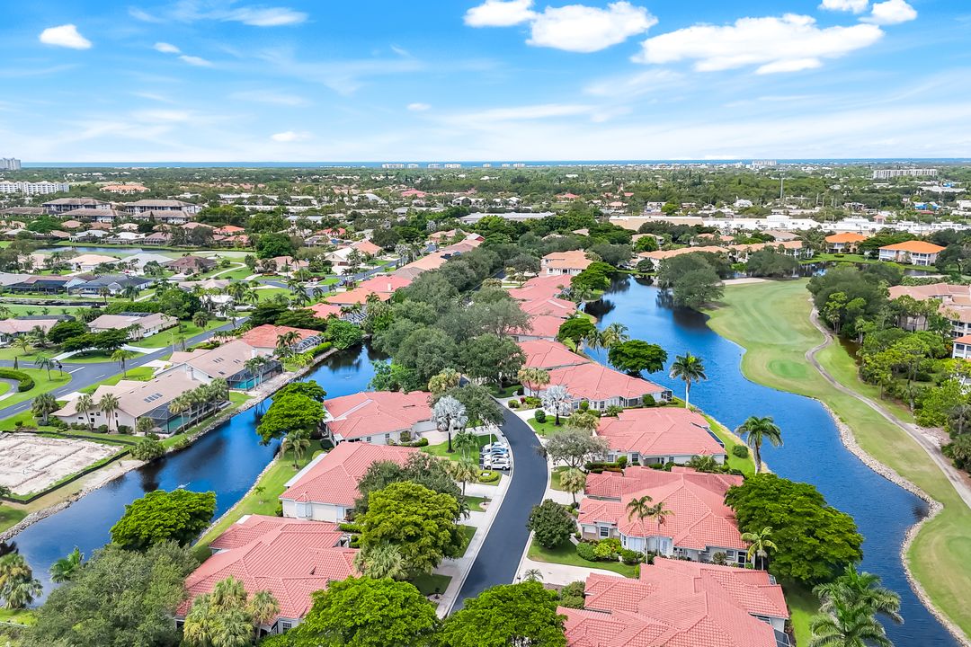 9172 Las Maderas Dr, Bonita Springs, FL 34135
