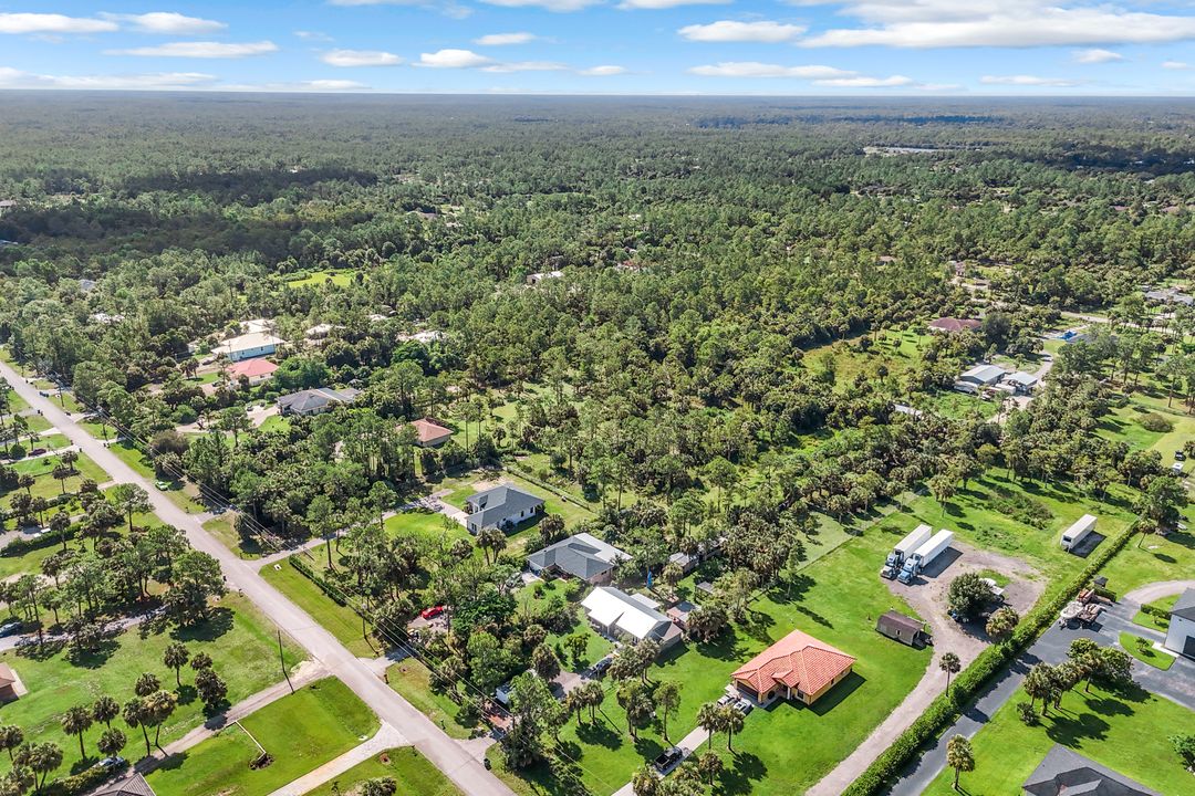 2682 4th Ave SE, Naples, FL 34117