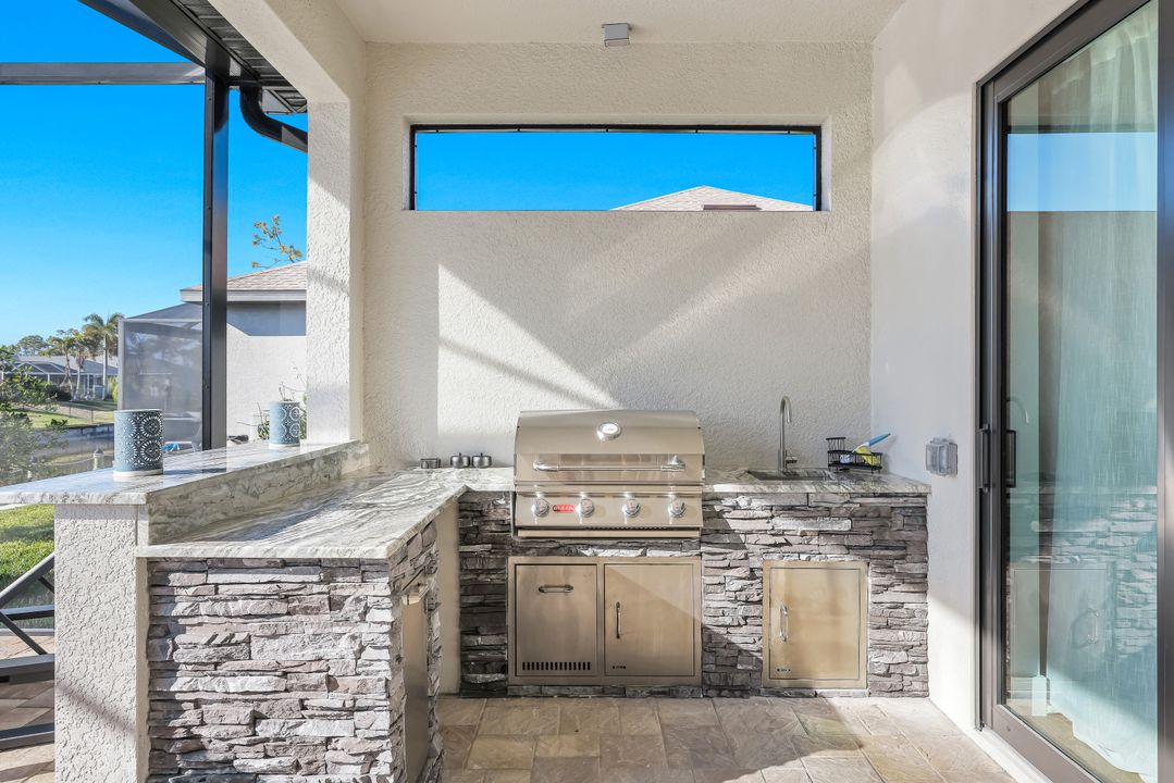 1932 SW 17th Ave, Cape Coral, FL 33991