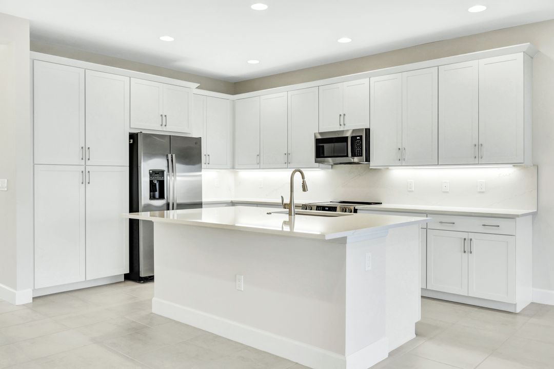 14008 Aldersgate Ave, Fort Myers, FL 33905