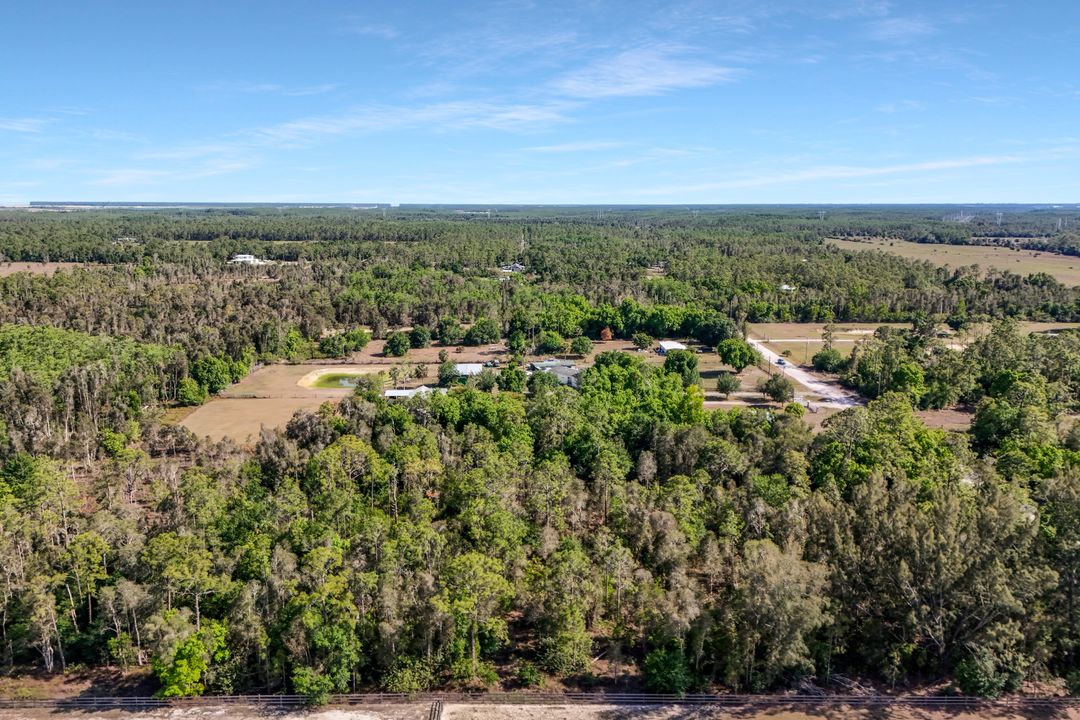 12571 Shawnee Rd, Fort Myers, FL 33913