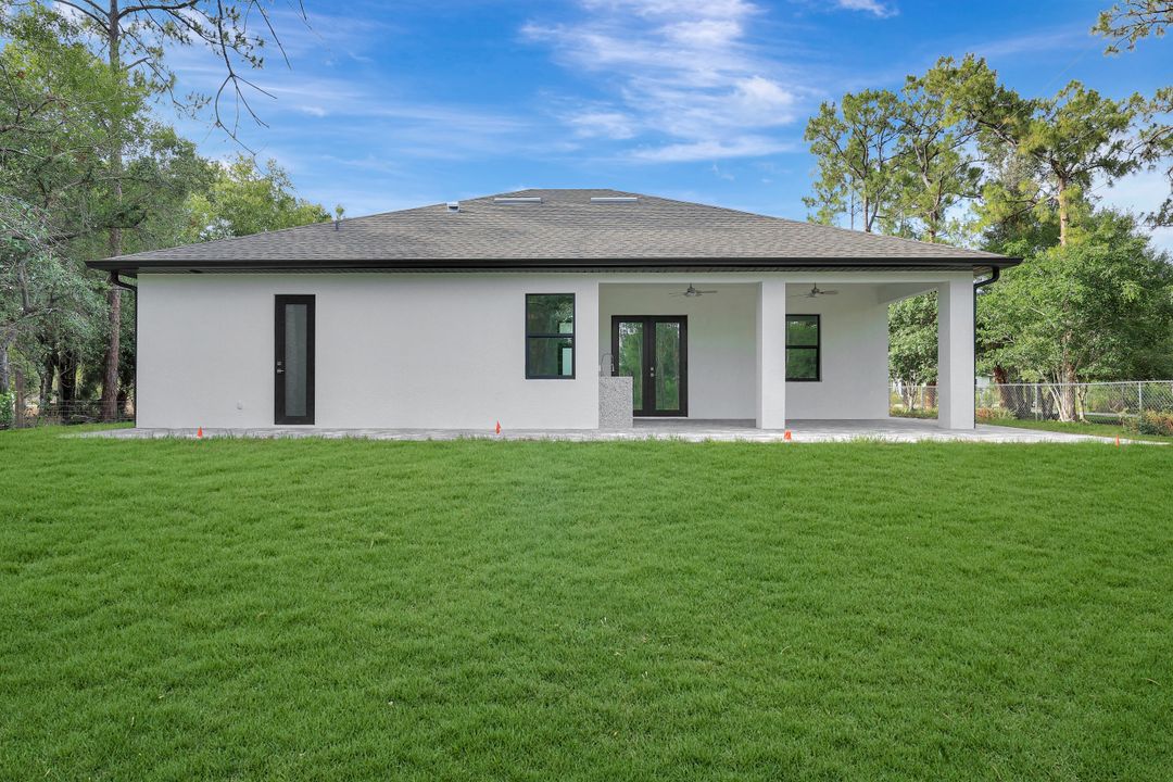 3366 72nd Ave NE, Naples, FL 34120