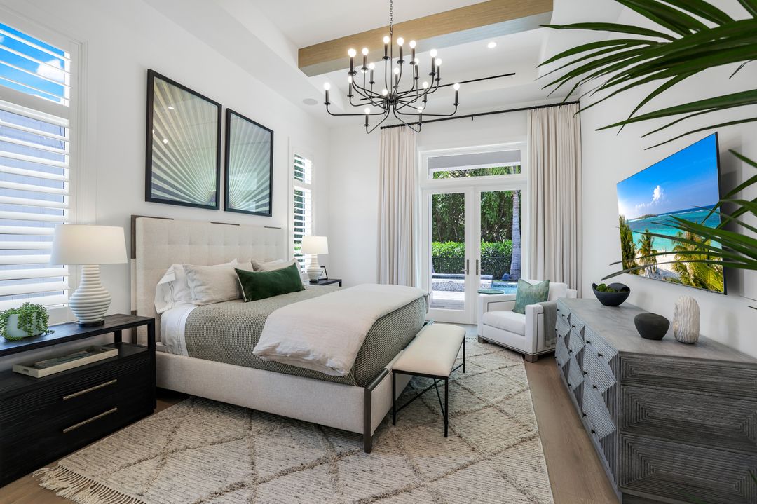 6630 Palisades Ave, Naples, FL 34109