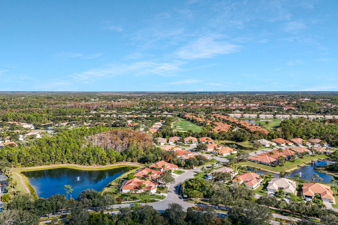 5852 Northridge Dr, Naples, FL 34110