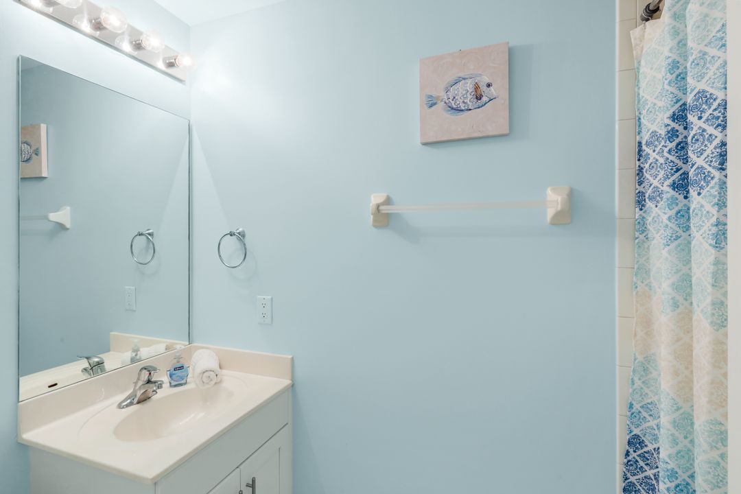 3960 Loblolly Bay Dr #304, Naples, FL 34114