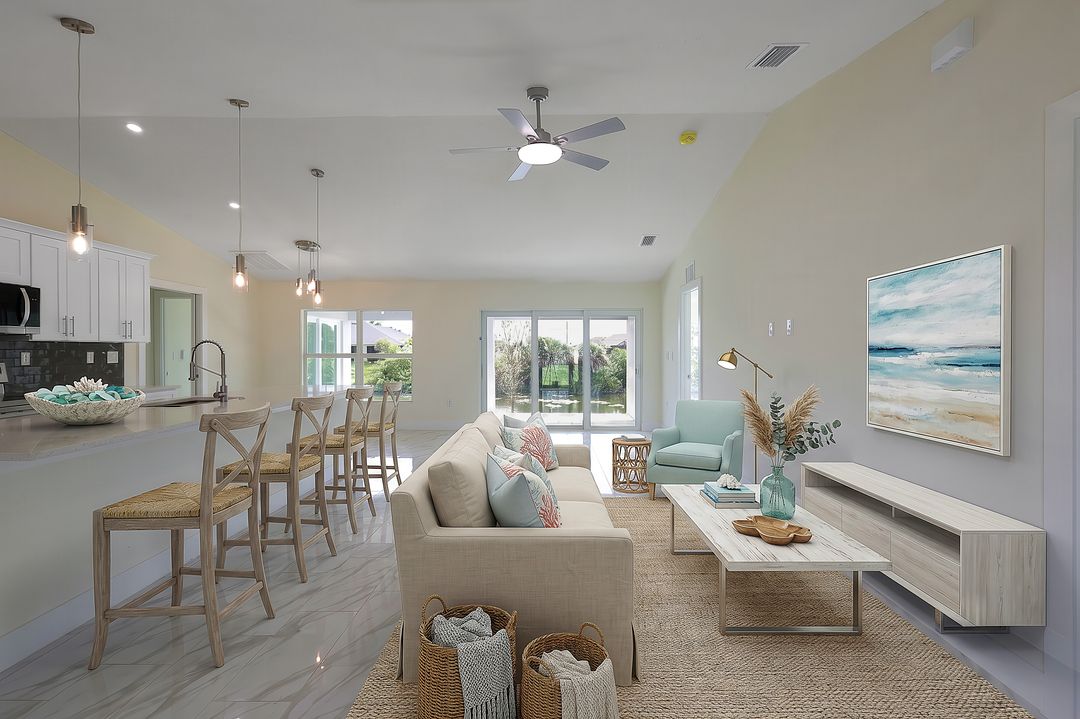 2622 NE 1st Pl, Cape Coral, FL 33909
