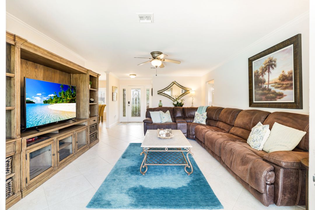 20 Hickory Ct, Marco Island, FL 34145