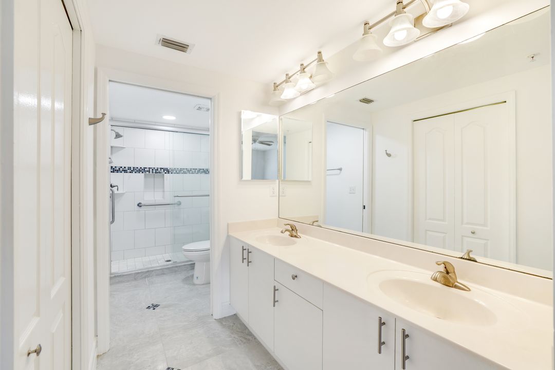 7846 Regal Heron Cir #103, Naples, FL 34104