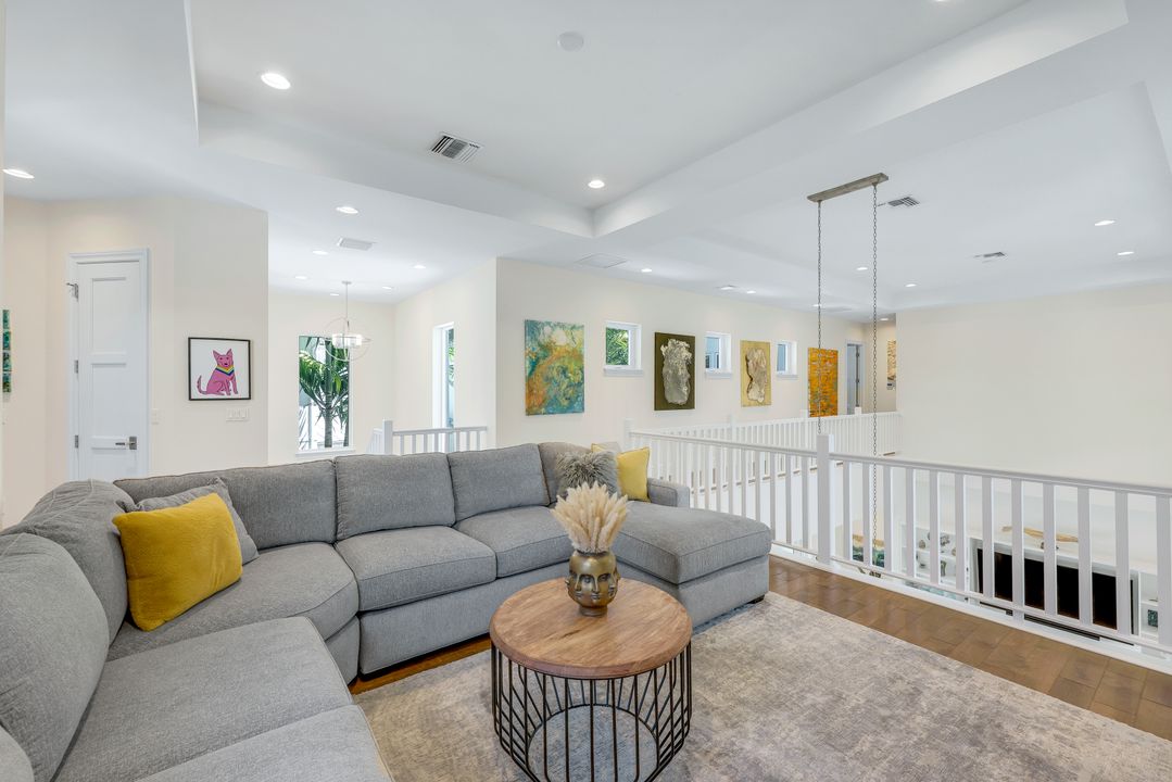 9161 Mercato Way, Naples, FL 34108
