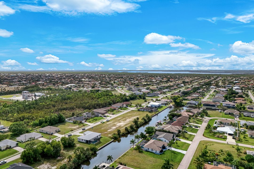 2305 SW 32nd St, Cape Coral, FL 33914