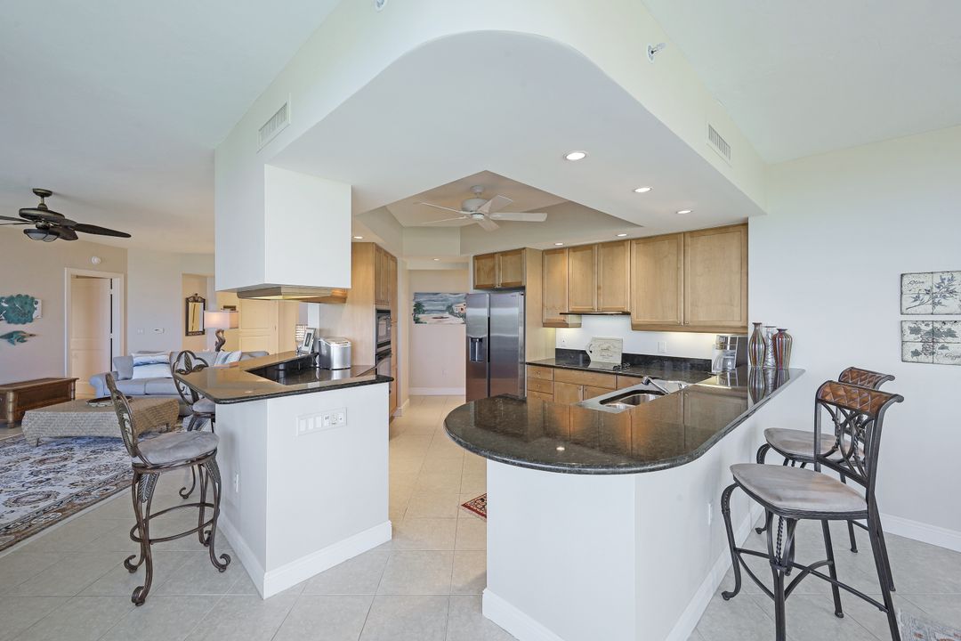 1060 Borghese Ln #502, Naples, FL 34114