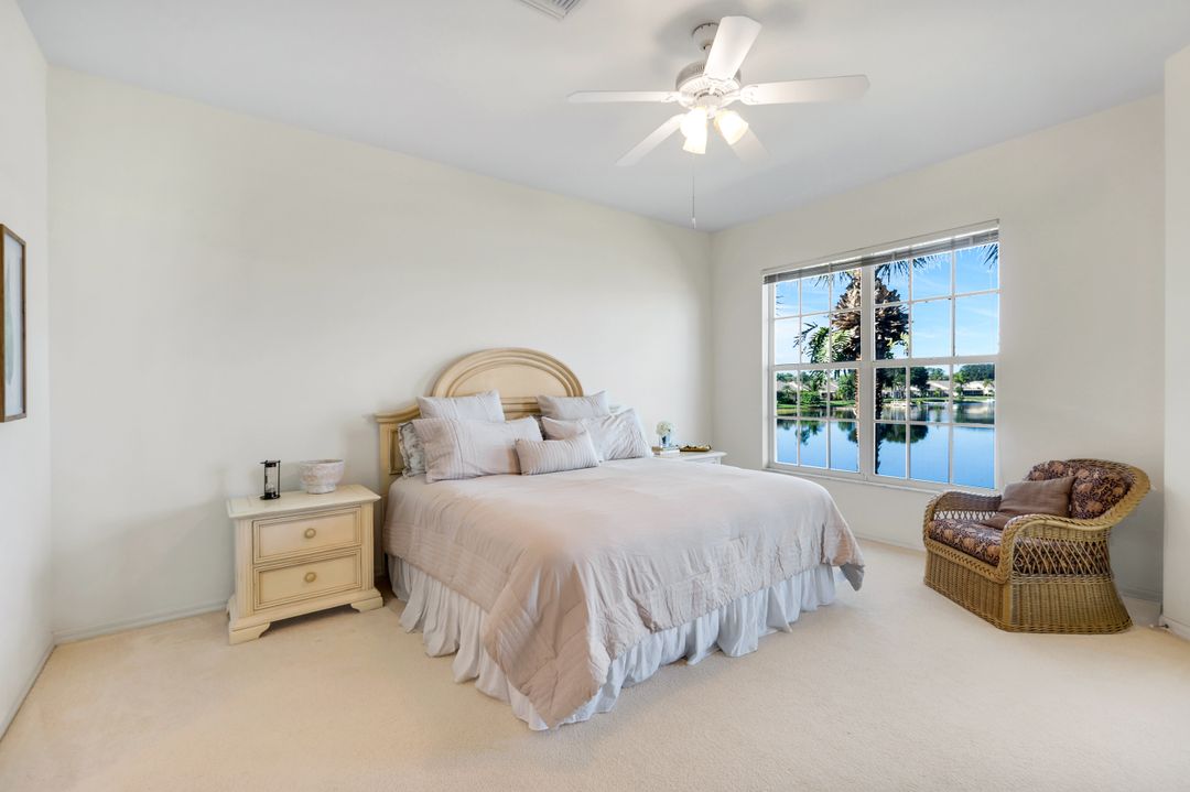 3260 W Crown Pointe Blvd #202, Naples, FL 34112