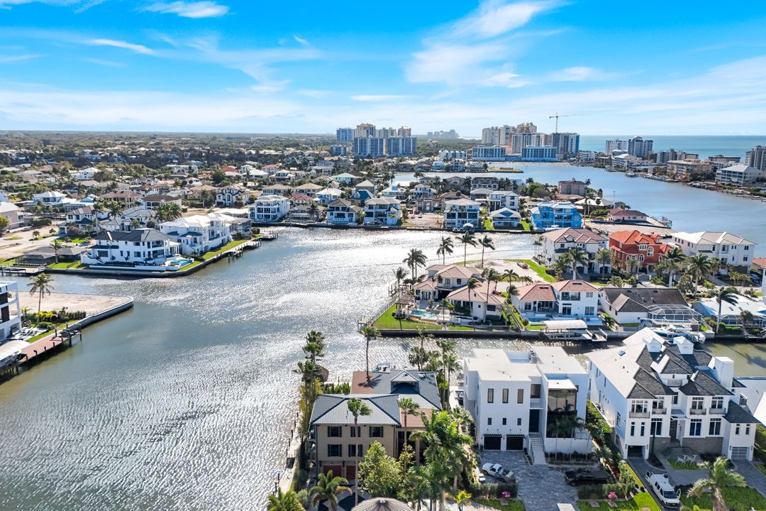 290 Channel Dr, Naples, FL 34108