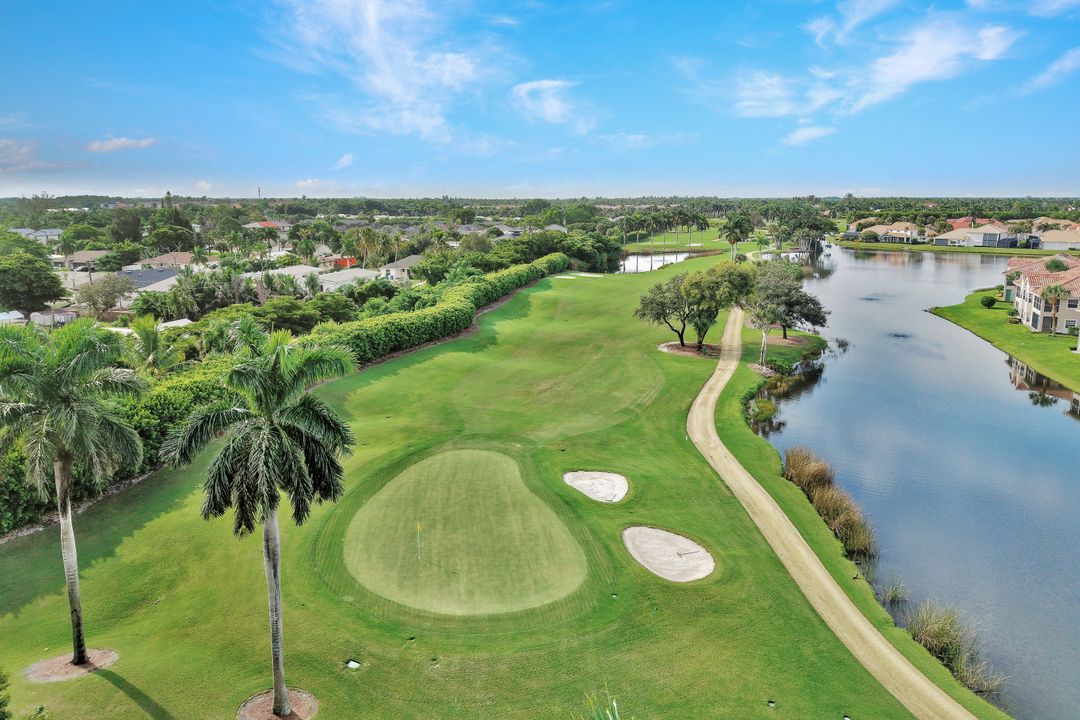 2534 Windward Ct #15-101, Naples, FL 34112