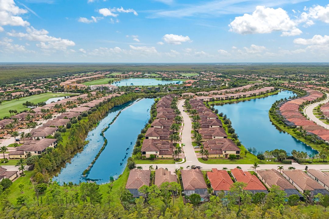 17450 Galway Run, Bonita Springs, FL 34135