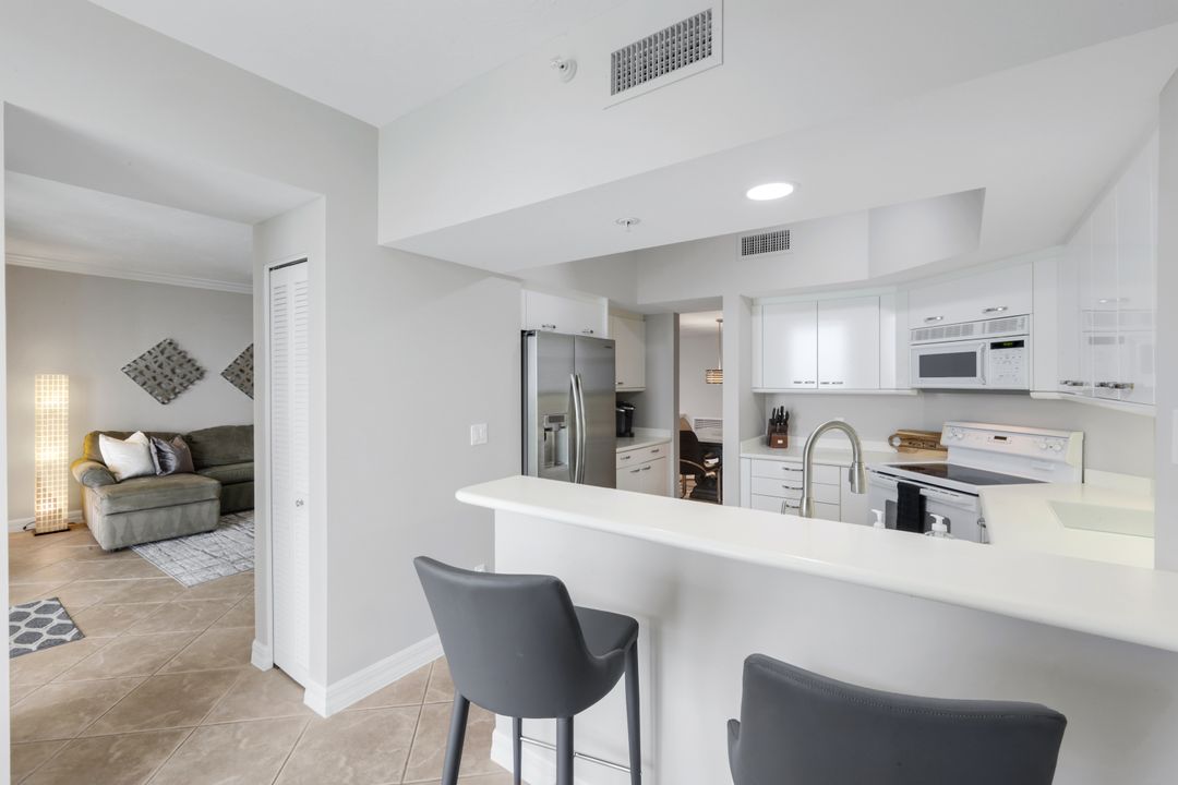 980 Cape Marco Dr #1602, Marco Island, FL 34145