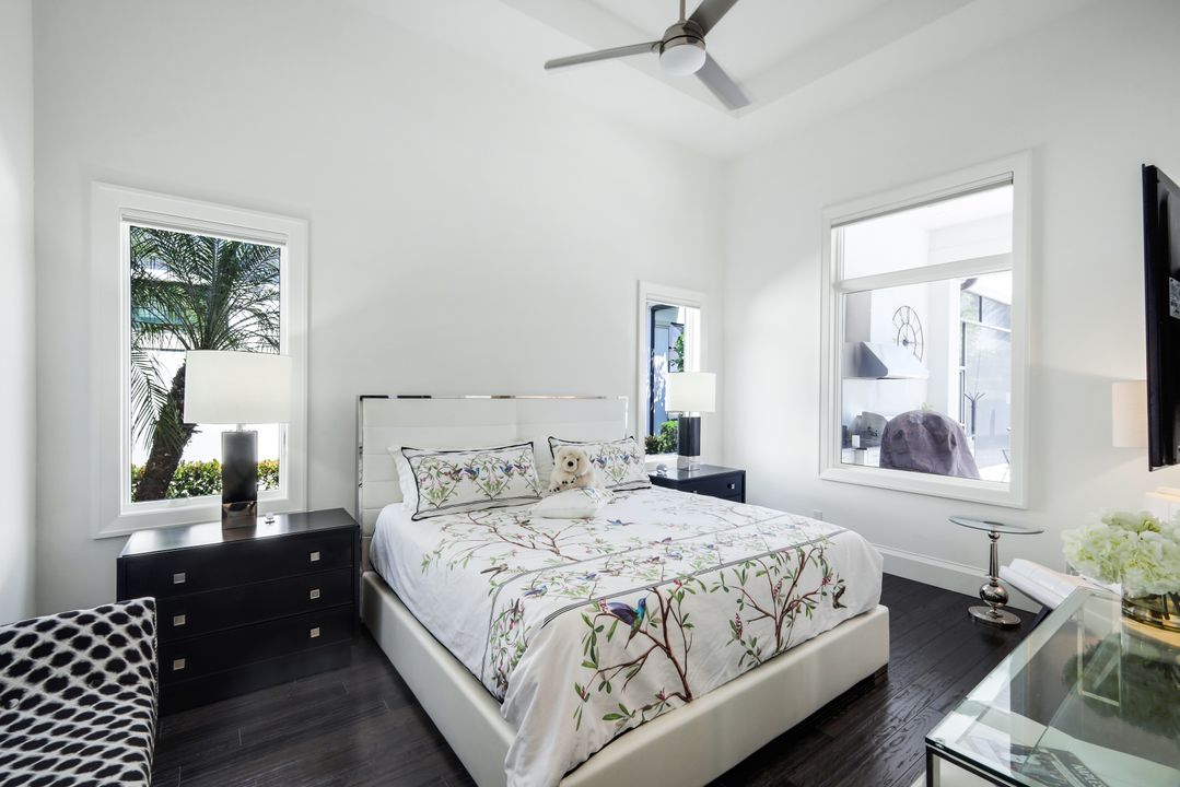 16438 Seneca Way, Naples, FL 34110