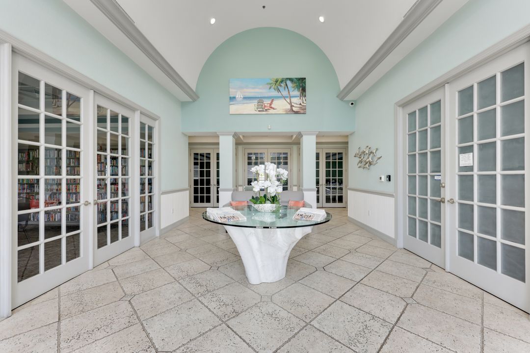16635 Lake Cir Dr #614, Fort Myers, FL 33908