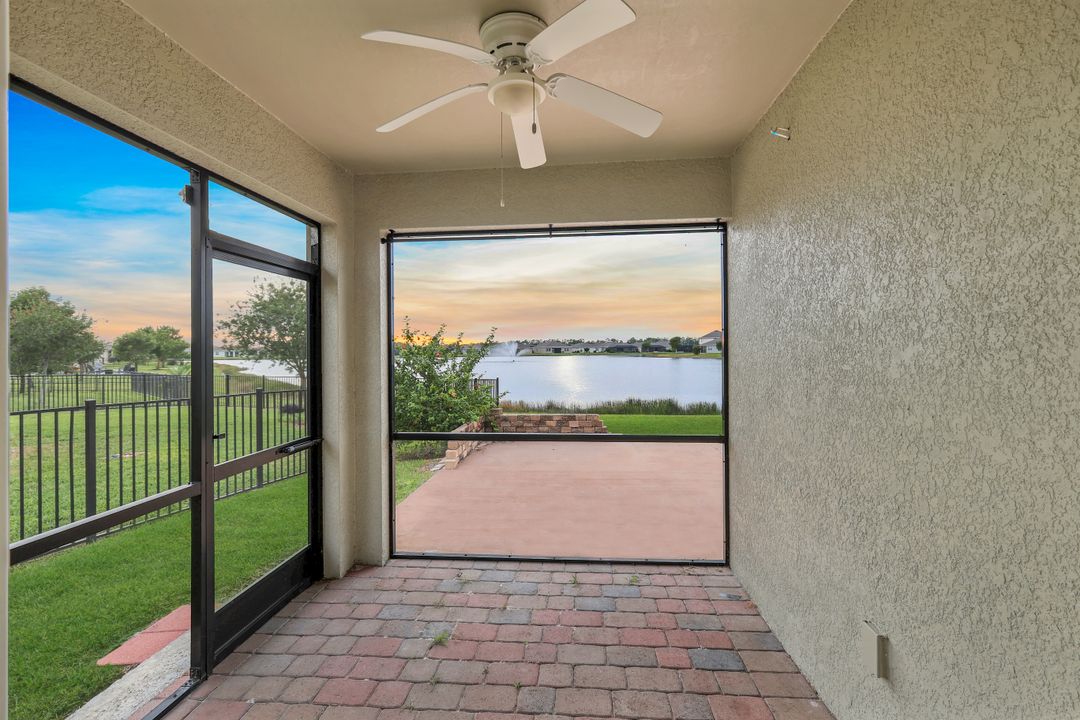 3440 Cancun Ct, Cape Coral, FL 33909