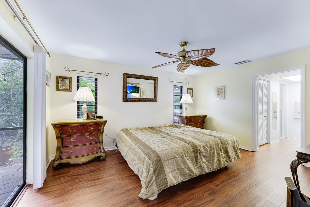 1725 SE 9th Terrace, Cape Coral, FL 33990