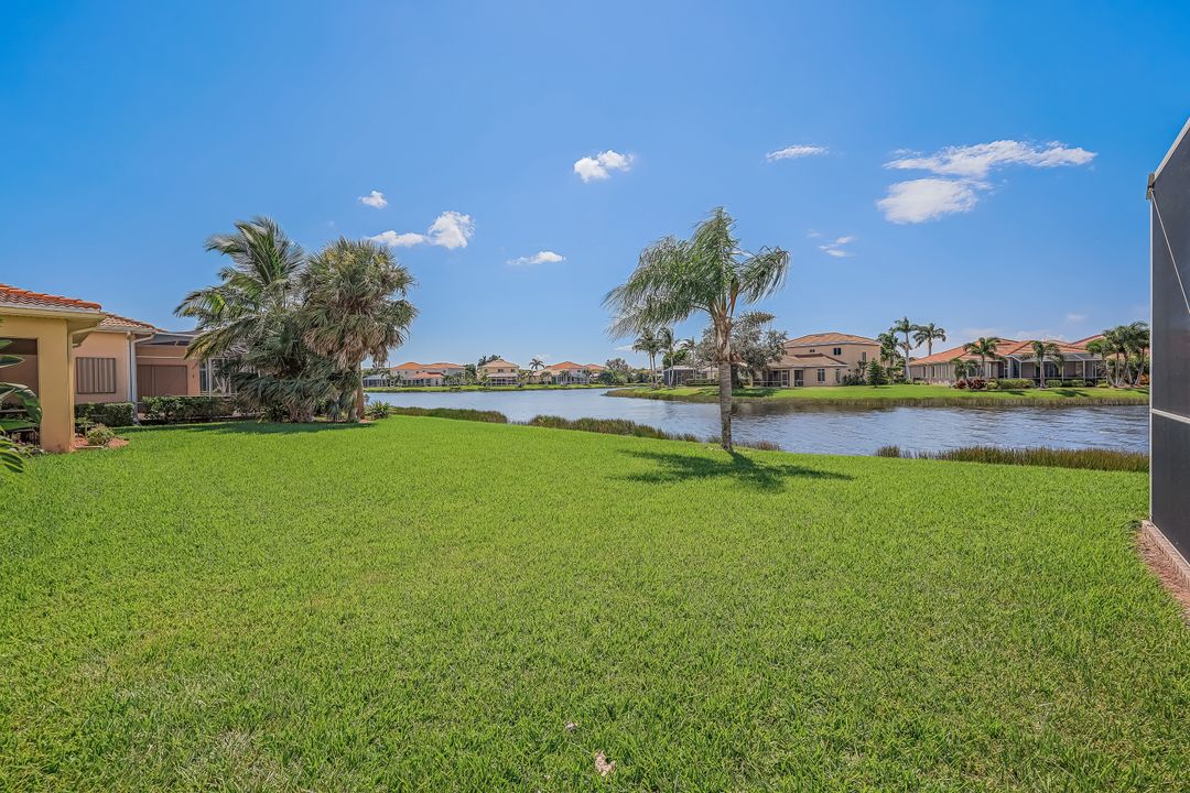 8710 Paseo De Valencia St, Fort Myers, FL 33908