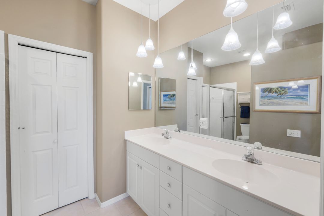 8241 Parkstone Pl #203, Naples, FL 34120
