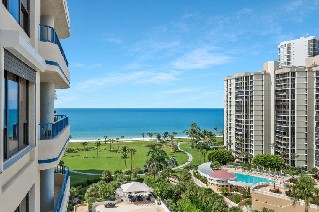 4451 Gulf Shore Blvd N #1205, Naples, FL 34103