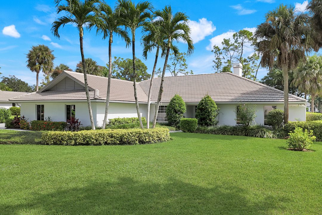 12888 Valewood Dr, Naples, FL 34119