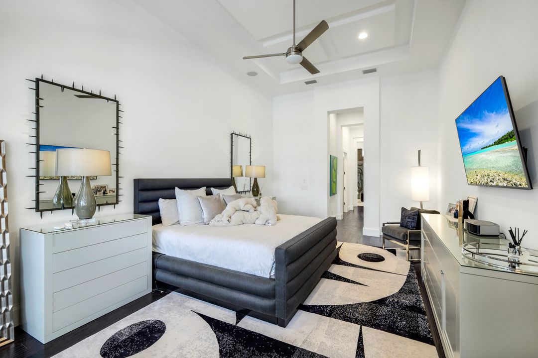 16438 Seneca Way, Naples, FL 34110