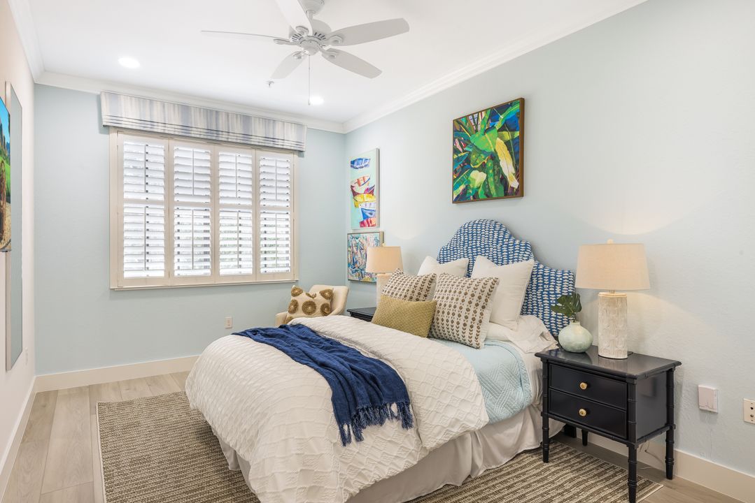 10450 Smoke House Bay Dr #201, Naples, FL 34120