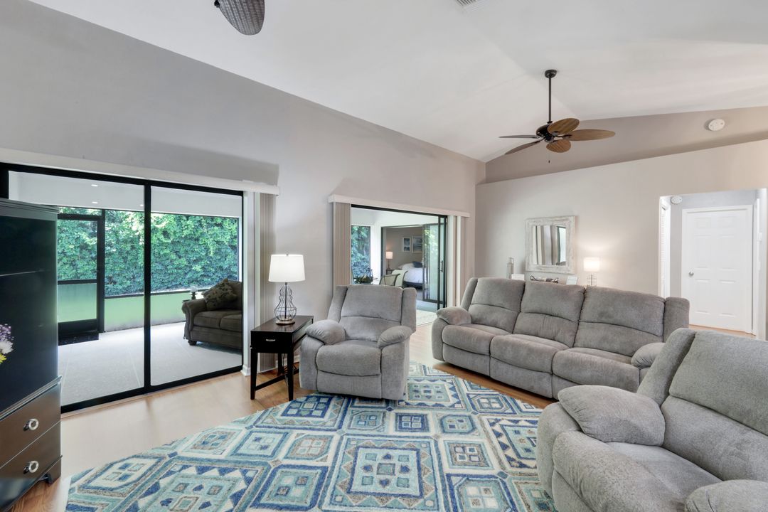 12664 Hunters Ridge Dr, Bonita Springs, FL 34135