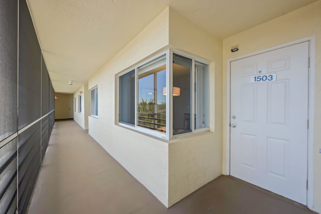 15161 Cedarwood Ln #503, Naples, FL 34110