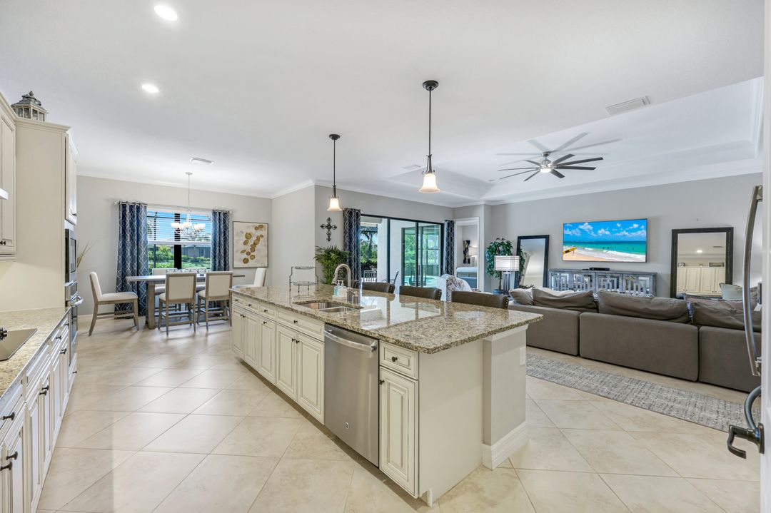 28087 Kerry Ct, Bonita Springs, FL 34135