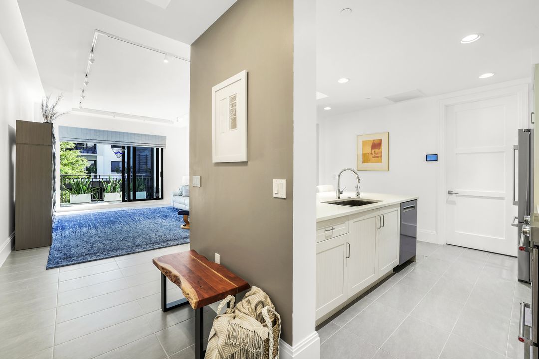 1035 3rd Ave S #215, Naples, FL 34102